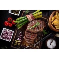 Firmenfeier Essen mit Küchenparty - rustikales Steak