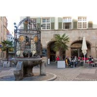 Firmenfeier Stuttgart mit Locationhopping & Kochevent - Hans im Glück Brunnen