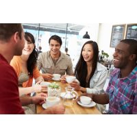 Incentive Stuttgart mit Golfschnupperkurs - Kollegen trinken Kaffee