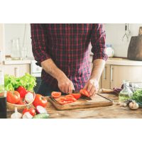 Männerkochkurs Stuttgart – Tomaten schneiden