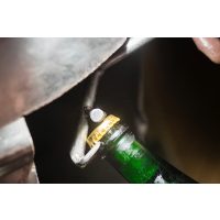 Weinprobe Stuttgart Sekt mit Kronkorken