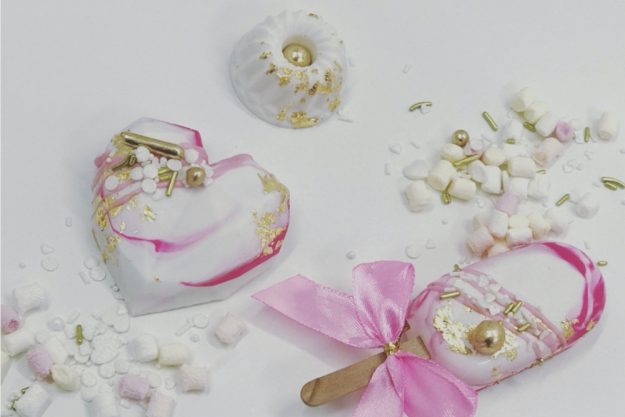 Backkurs Berlin – Cakesicles verschiedene Backformen