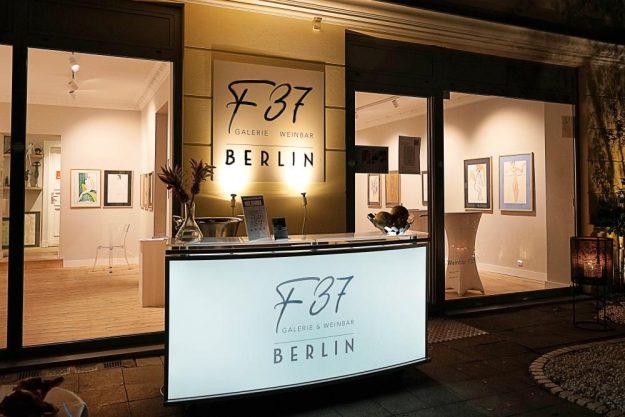 Weinprobe Berlin die Galerie von außen