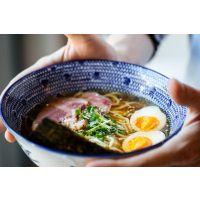 Ramen-Kochkurs Berlin – Ramen in blauer Schüssel