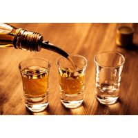 Spirituosen-Tasting Berlin – Schnaps einschenken