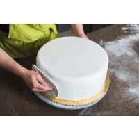 Tortenkurs Berlin – Fondant glatt streichen