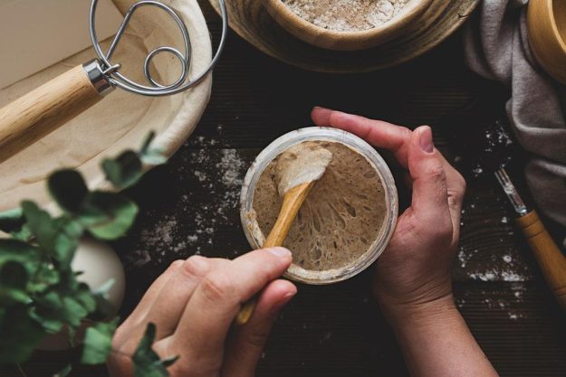 Backkurs Berlin: Sauerteig ansetzen