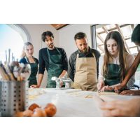 Frische Pasta selber machen - mit Freunden zuhause