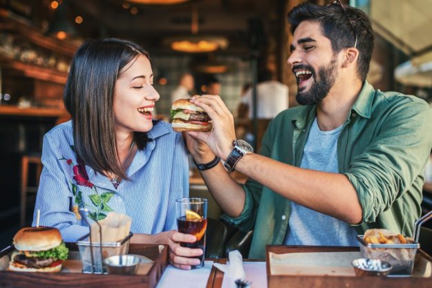 Kulinarisches Locationhopping Wiesbaden - Burger essen