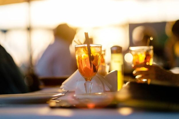 Cocktailkurs in Straubing farbenfrohe Cocktails