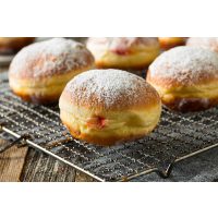 Backkurs Augsburg – Frische Krapfen auf Backgitter