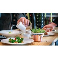 Mediterraner Kochkurs Berlin – anrichten