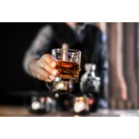 Rum-Tasting Regensburg – Kellner mit Rum