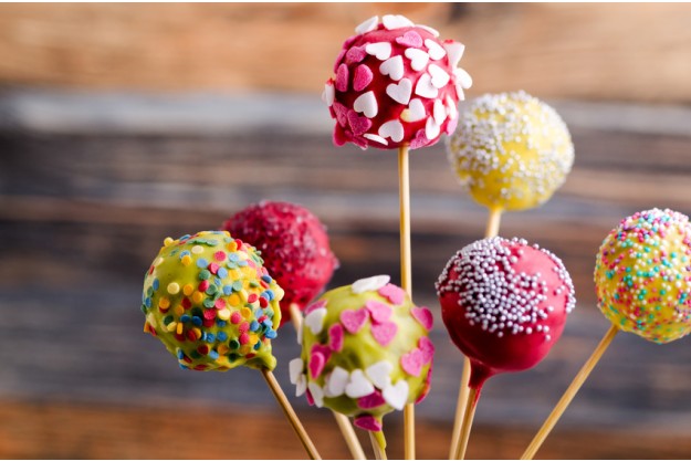 Backkurs Dresden – rosa Cakepops verzieren