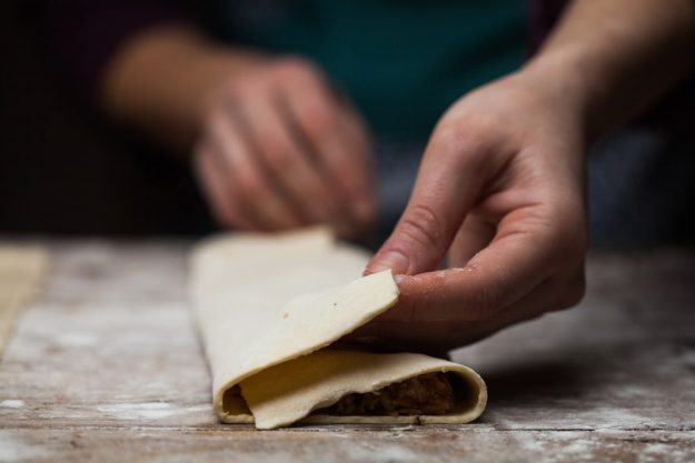 Backkurs Augsburg – Teig falten