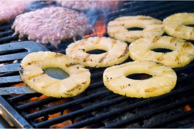 Grillkurs online Ananas gegrillt
