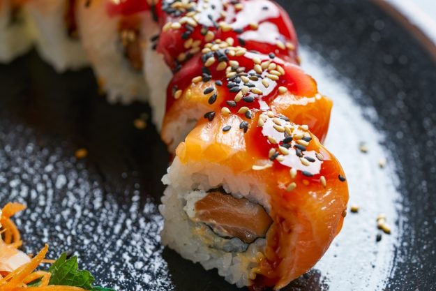 Sushi-Kurs Bonn – appetitliche Sushi-Rolle