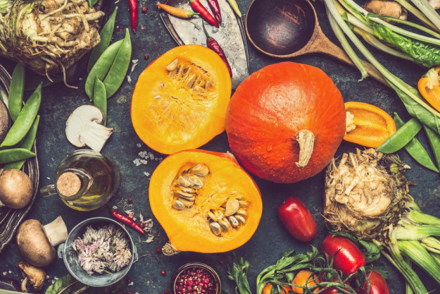 Kochkurs Wuppertal – Apfelstrudel wird gerollt