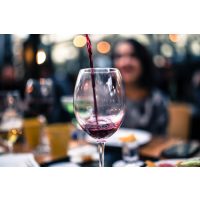 Weinprobe München – Rotwein nachschenken
