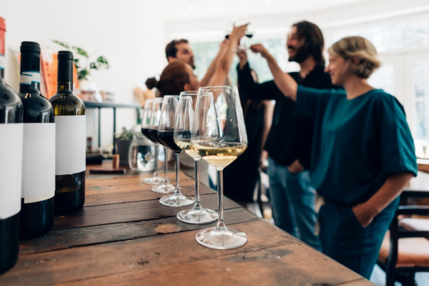 Weinversender im Interview: Bekommt Deutschland ein Alkoholproblem