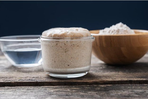 Backkurs Kitzingen: Sauerteig-Ansatz