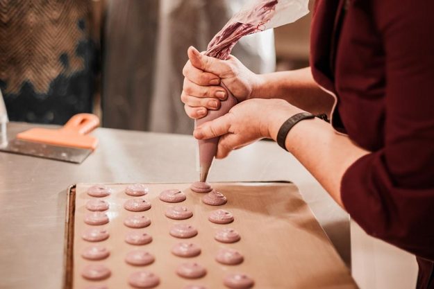 Macarons-Kurs München – Macarons aufspritzen