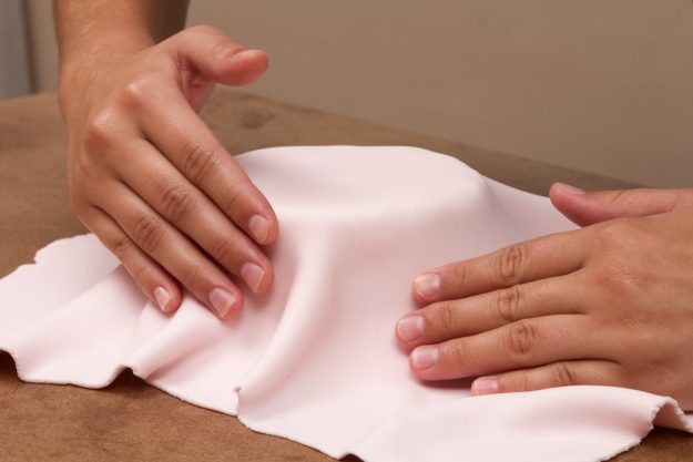 Tortenkurs Augsburg – mit Fondant einkleiden