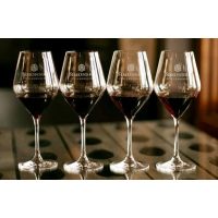Sechs Spitzenweine im Glas