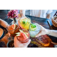 Junggesellenabschied – Cocktails trinken