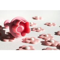 Tortenkurs München – Blumen ausstechen