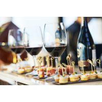 Weihnachtsfeier München – Wein und Antipasti