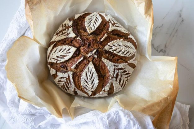 Backkurs Berlin: herzhaftes Brot mit schöner Kruste