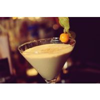 Cocktailkurs Paderborn - cremiger Drink mit Physalis