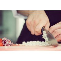 kalifornische Küche Hannover – Zwiebel schneiden