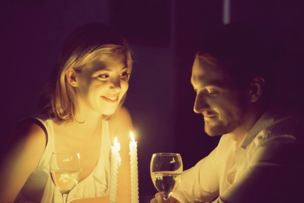 Krimidinner-Gutschein – Gemeinsam essen