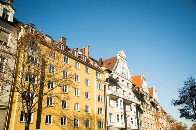 Kulinarisches Locationhopping München Schwabing: renovierte Häuser