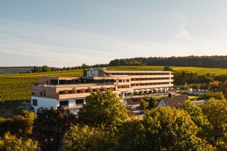 Weinprobe Würzburg Übernachtung für 2 im 4 Sterne-Hotel mit Krimi-Weinprobe