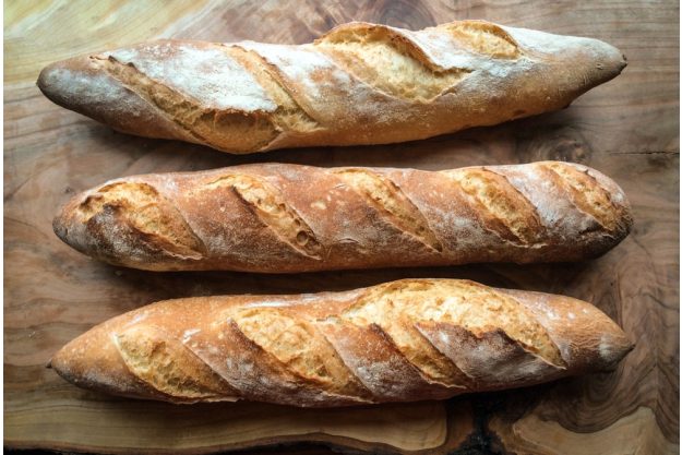 Backkurs Augsburg – drei Baguettestangen
