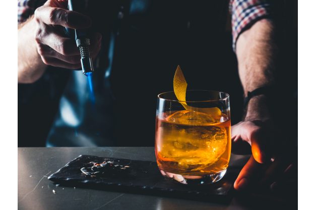 Cocktailkurs Hamburg - Cocktail und Bunsenbrenner