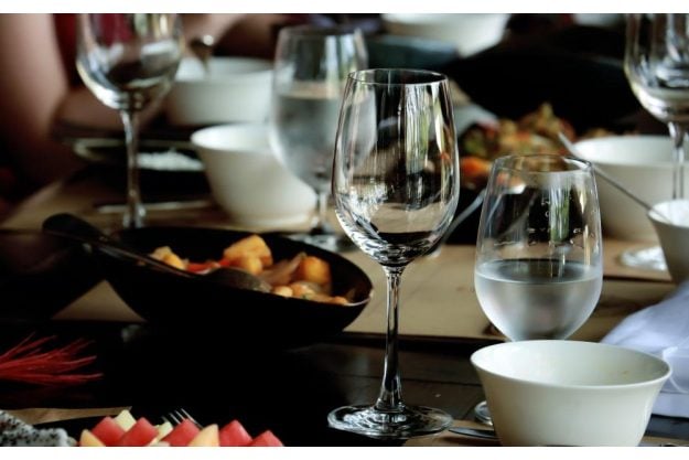 Dinner-Theater Hamburg – gedeckter Tisch