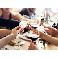 Erlebnisdinner Hamburg – mit Wein anstoßen