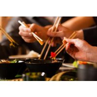 Erlebnisdinner Hamburg – mit Stäbchen essen