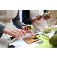 Vegetarischer Kochkurs Hamburg – Zucchini schneiden