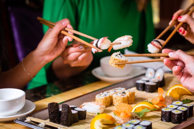 Online Kochkurs Sushi Sushi gemeinsam genießen