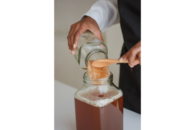 Kombucha, Kefir & Co.: Fermentierte Getränke