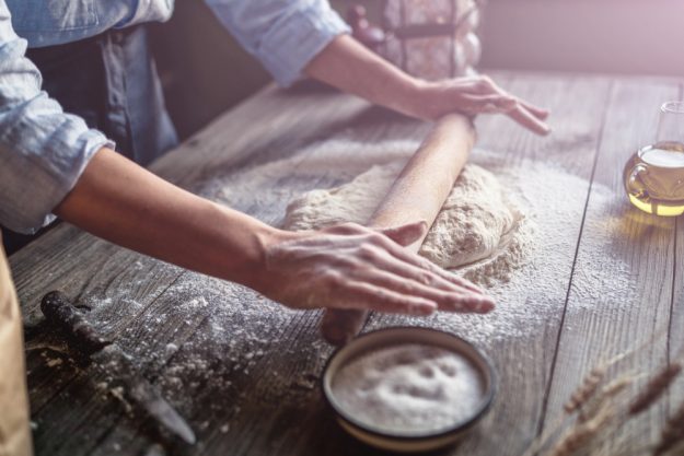 Backkurs in Hamburg – Teig ausrollen