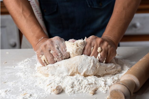 Backkurs Neumünster – Teig kneten