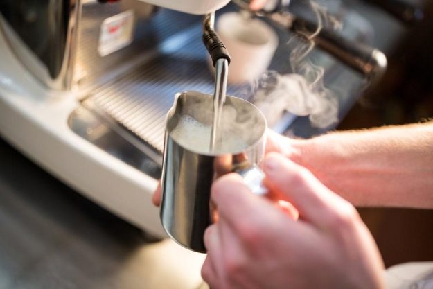 Barista-Kurs Hamburg – Milch aufschäumen
