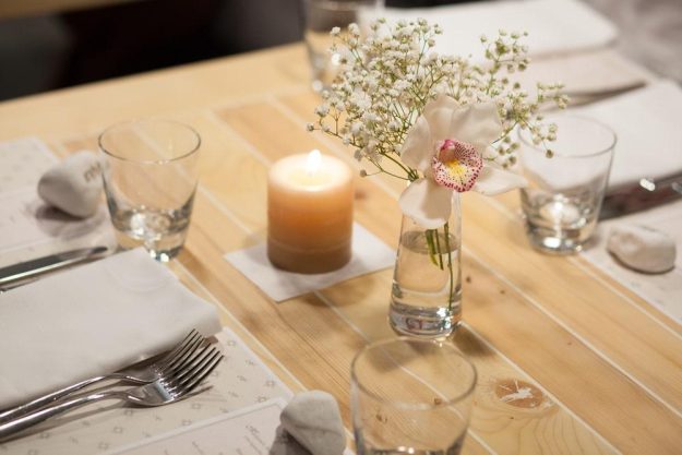 Erlebnisdinner München – schön gedeckter Tisch