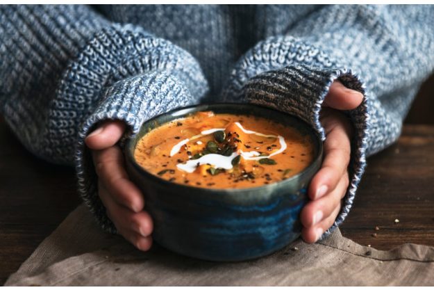 Kochkurs Herten – Hände wärmen an heißer Suppe